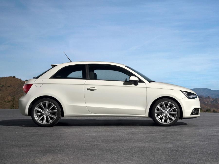  Audi A1 TDI (8X) 2010 года  (фото 6 из 19)